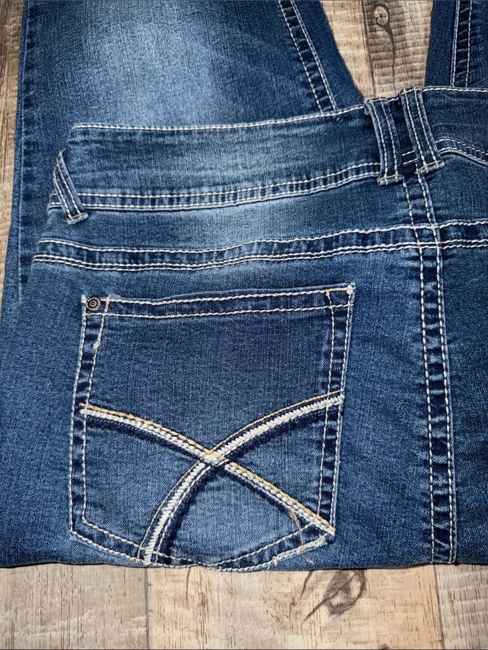 WALLFLOWER Lucious Curvy fit women’s jeans size 14